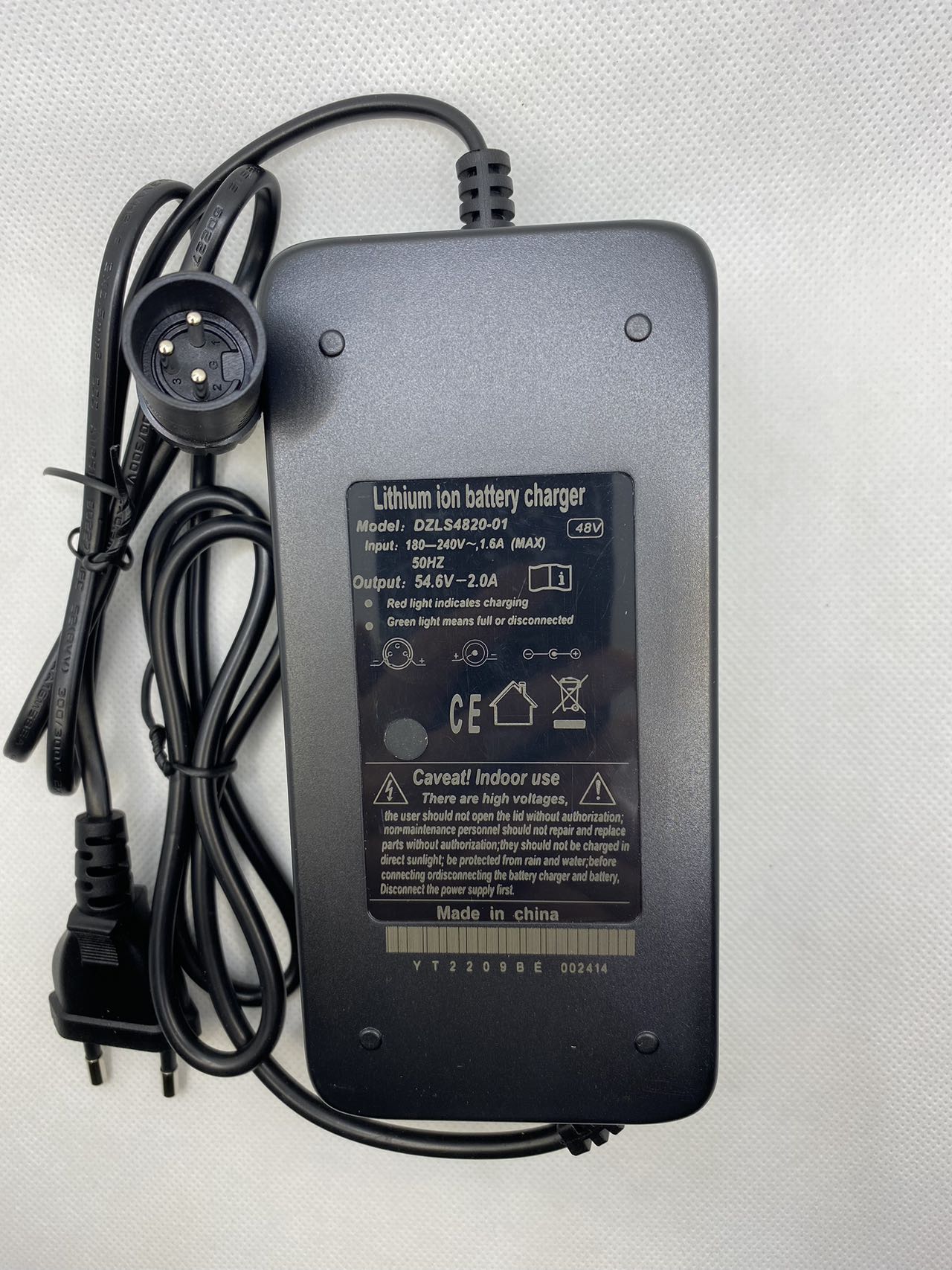 Carica batteria 54.6V 2A (connettore XLR) originale per biciletta elettrica ENGWE T14
